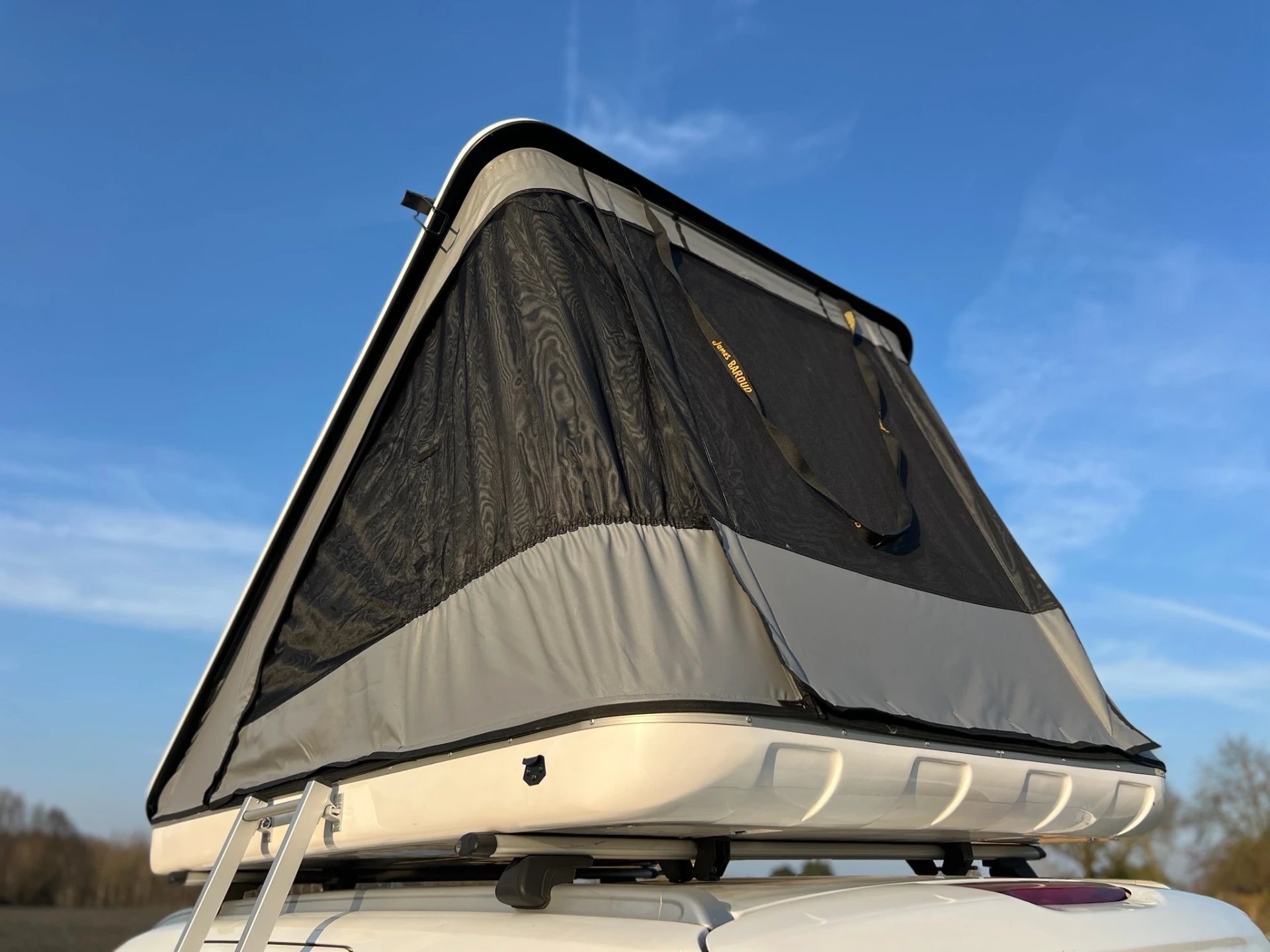 James Baroud Discovery M